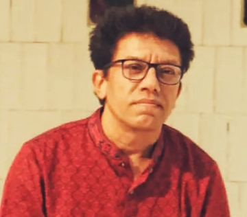 author উত্তম চক্রবর্তী 